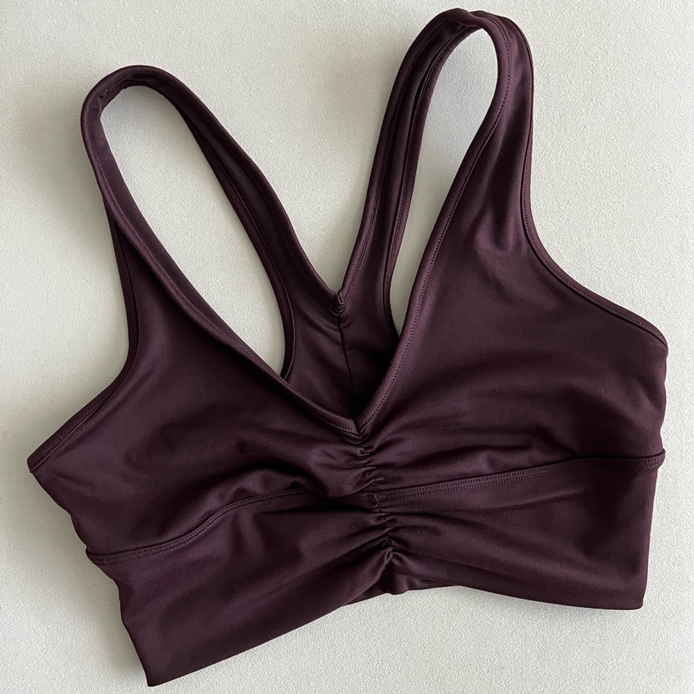 ALO yoga Wild Thing bra, Burgundy, S